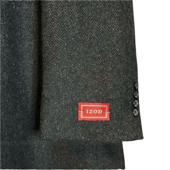 NWT! IZod wool blend coat. Size 44 short. - Picture 2 of 11